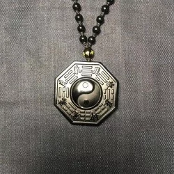 Pendentif en obsidienne Yin-Yang - Magie Kali - Boutique ésotérique, spiritisme et occultisme en ligne