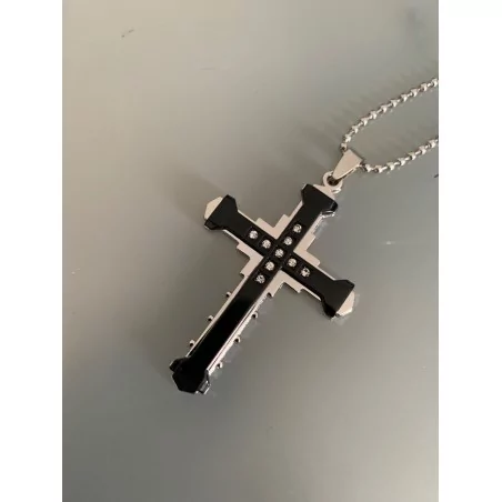 Pendentif Croix Jésus - Magie Kali - Boutique ésotérique, spiritisme et occultisme en ligne Pendentif Croix Jésus - Magie Kali - Boutique ésotérique, spiritisme et occultisme en ligne