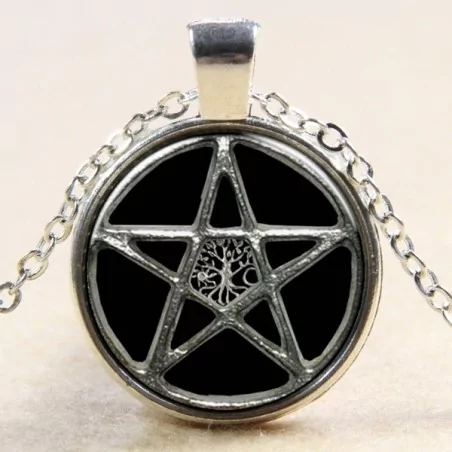 Collier avec pendentif d'arbre de vie et pentagramme - Magie Kali - Boutique ésotérique, spiritisme et occultisme en ligne Collier avec pendentif d'arbre de vie et pentagramme - Magie Kali - Boutique ésotérique, spiritisme et occultisme en ligne